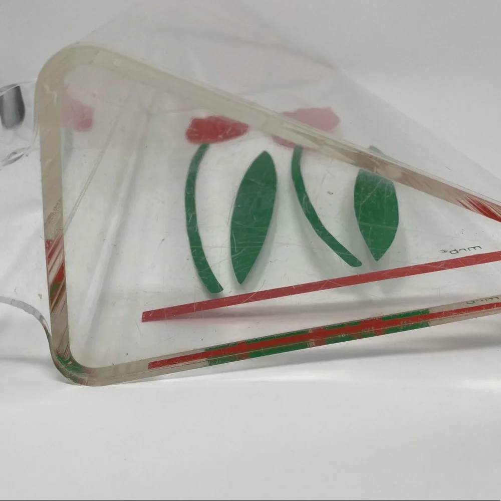 Vintage Tulips pitcher lucite 80’s cottagecore